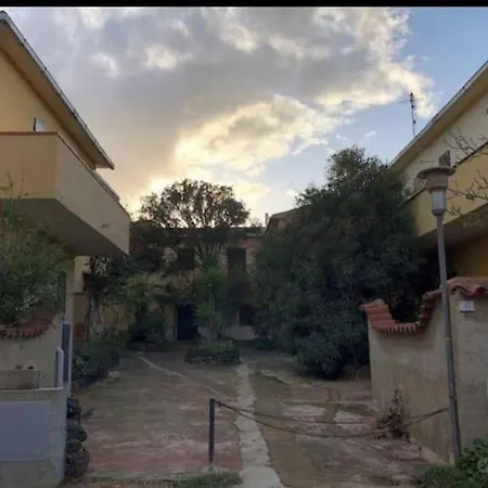 Casa Mavila